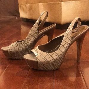 Jessica Simpson heels